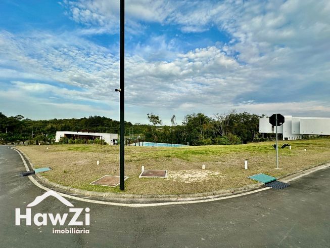 Terreno Condomínio Esmeralda