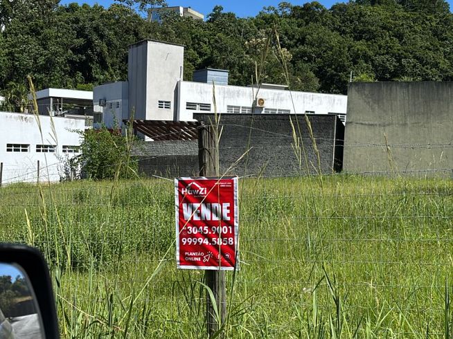 Terreno no Bairro Santa Catarina